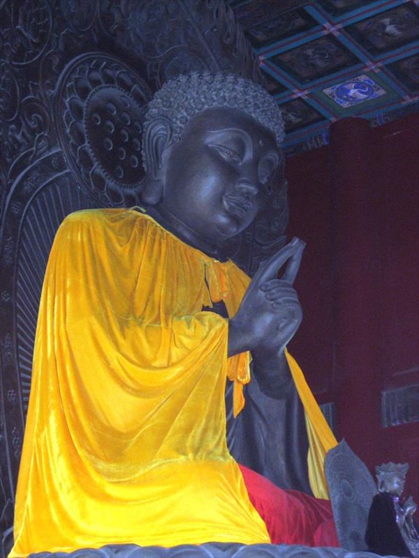 2008-07-28: Beijing - Buddha in Jingshan Park