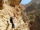 2009-12-07: Trekking through Wadi Shab